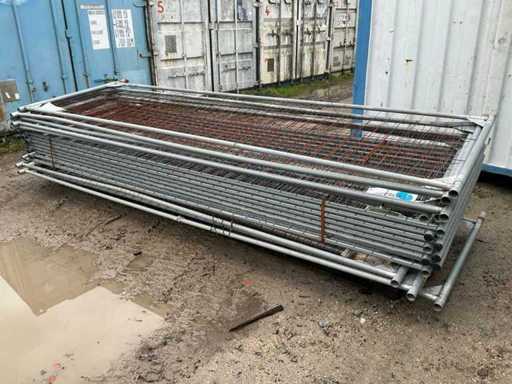 Low construction fences with block (20x)