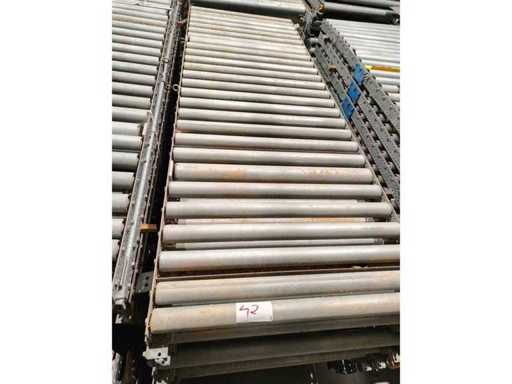 - 26MB - Galvanized roller conveyor system
