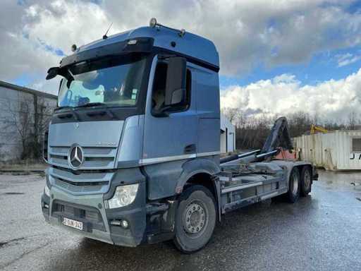 2017 Mercedes-Benz Actros 963-0-C, 6x2 truck with hooklift system