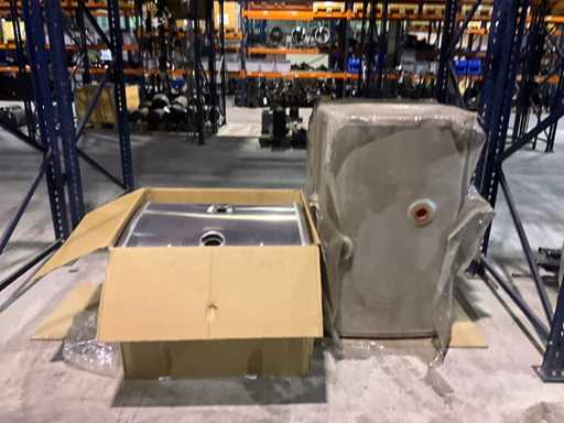 MAN Diverse Brandstoftanks (2x)