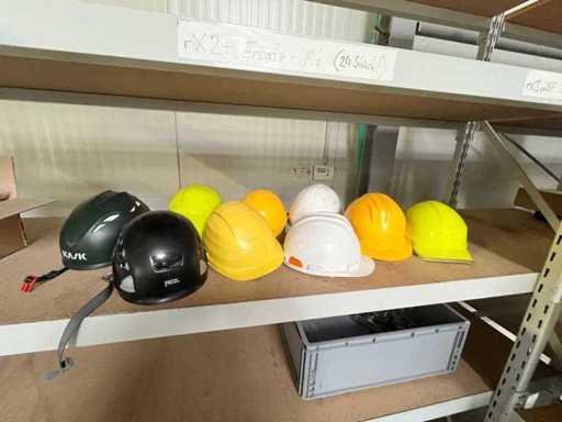 Kask, Petzl & andere - Konvolut Schutzhelme & Warnwesten (9x)