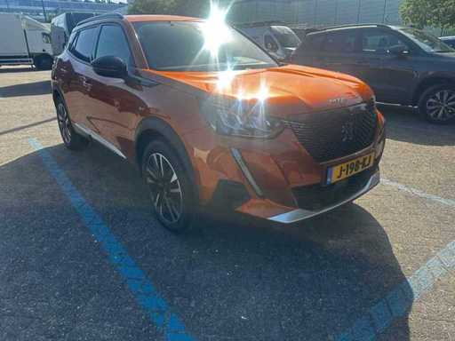 Peugeot 2008 1.2 PureTech Allure* J-198-KJ