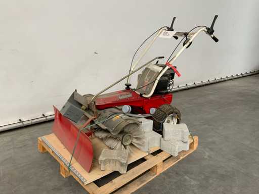 2009 Tielburger Tk18 Zelfrijdende veegmachine