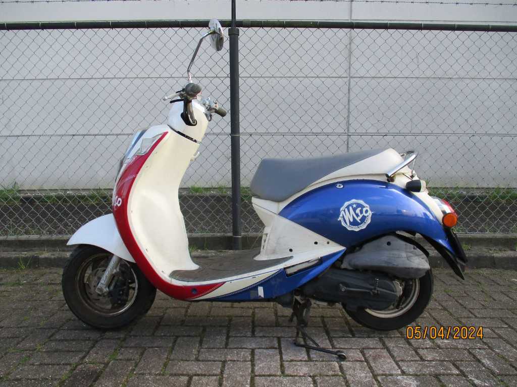 SYM - Moped - Mio 50 Fashion Streetstyle - Roller