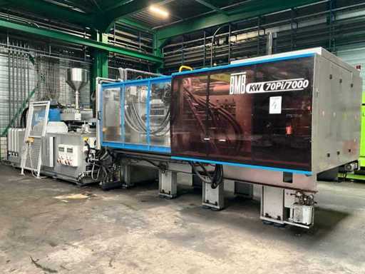 2001 BMB KW70Pi/7000 Injection Molding Machine