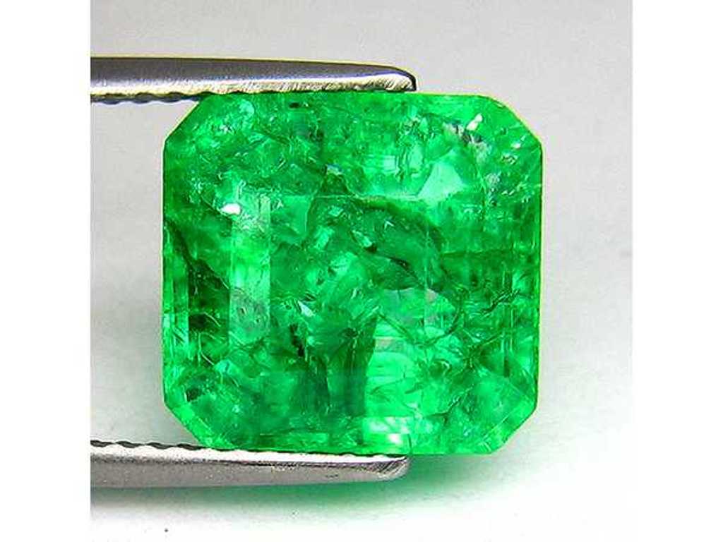 Quartz teint naturel (vert) 5,78 carats