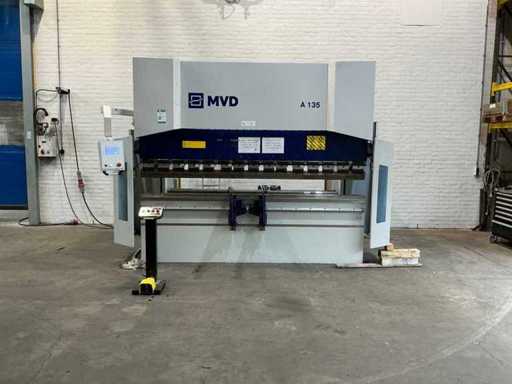 MVD - 2021 - A 135-3100 - CNC-kantbank