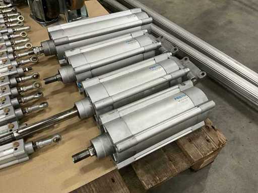 Festo DSBC-100-150 Pneumatische cilinder (4x)