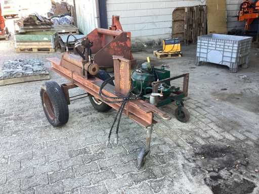 Eigene Konstruktion Holzspalter