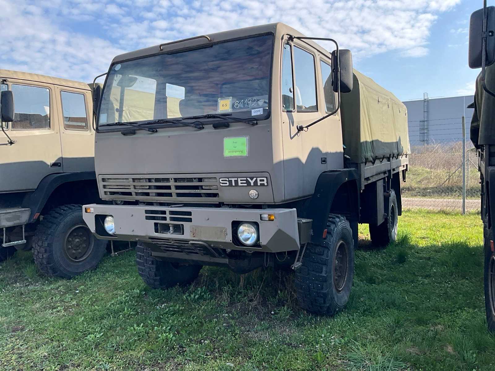 1986 Steyr 12M18 Militärfahrzeug