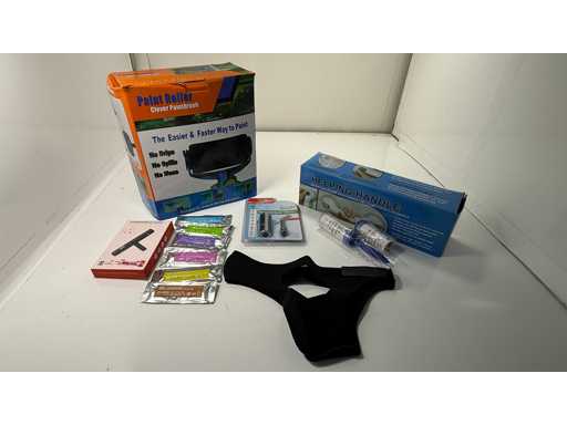 Wałek do malowania - Odświeżacz powietrza - Uniwersalny klucz nasadowy - Uchwyt do wanny - Mini wałek do kłaczków - 