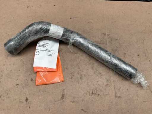 Volvo Flexible radiator hose