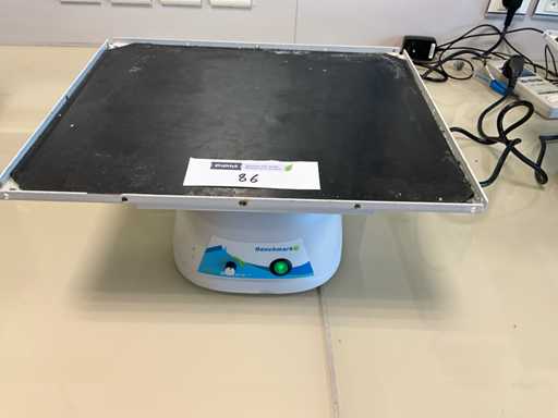 BENCHMARK ORBI-BLOTTER Plate Shaker