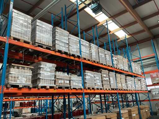 Grand lot de tubes en carton