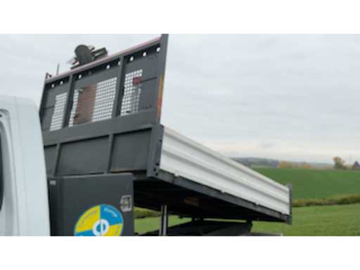 96a3d80e-c69f-4ecc-af32-88fe57d4317a.mp4