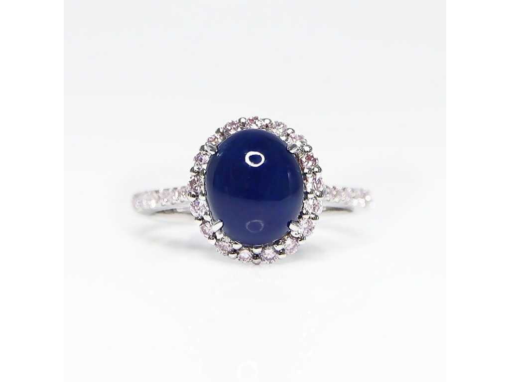 Anello di lusso in zaffiro blu naturale con diamanti rosa naturali 4,68 carati