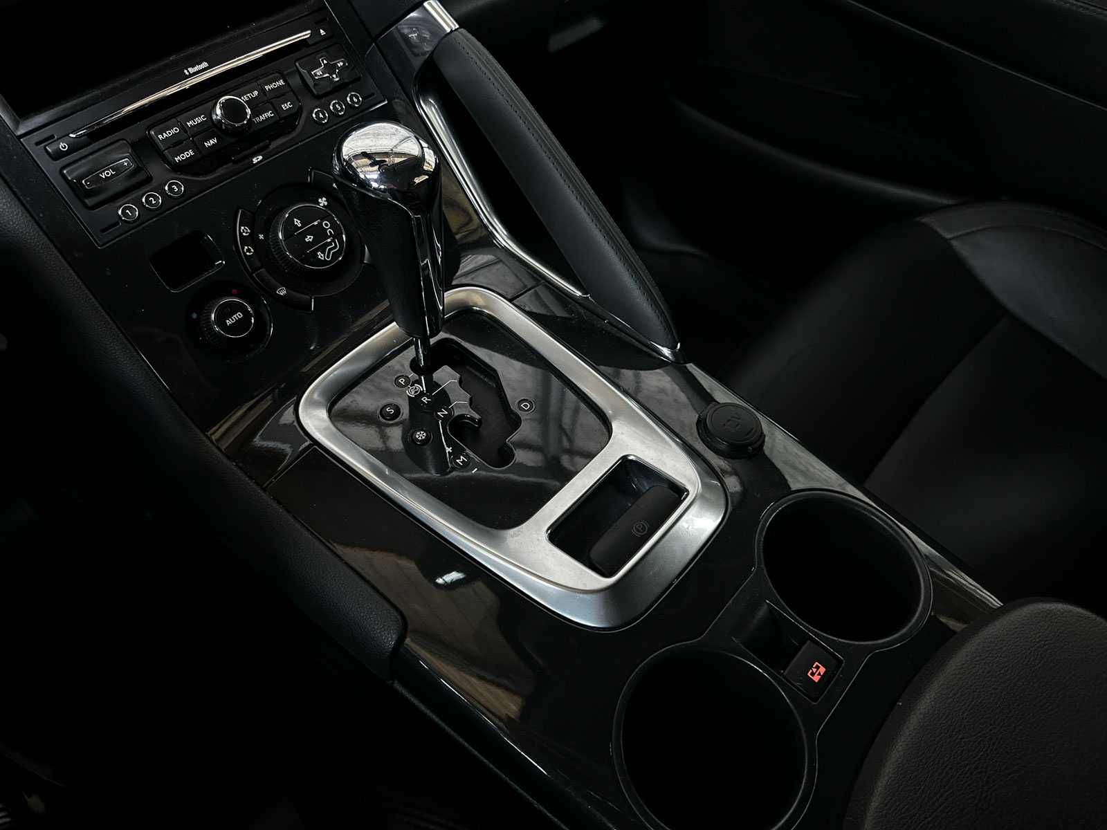 Peugeot 3008 1.6 THP ST 156pk 2011 (Origineel-NL), 09-PTJ-7