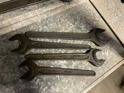 Clés à molette (4x)