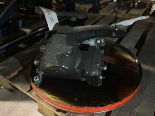 Male Wheelhouse (6x)