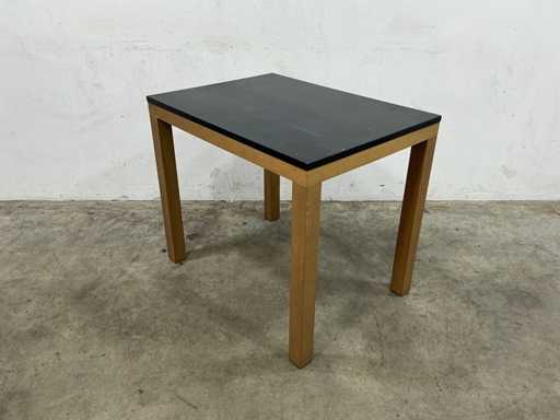 Presentation table (2x)