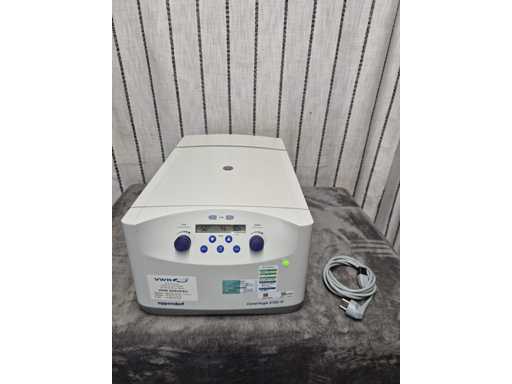EPPENDORF - 5702 R Tipo 5703 con rotore F-45-24-11 - Centrifuga