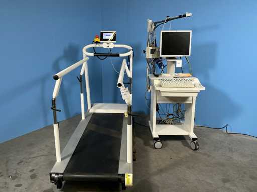 Lode - Treadmill with monitor