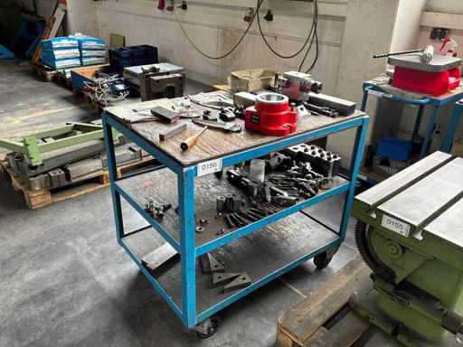 Tramway de transport à 3 étages