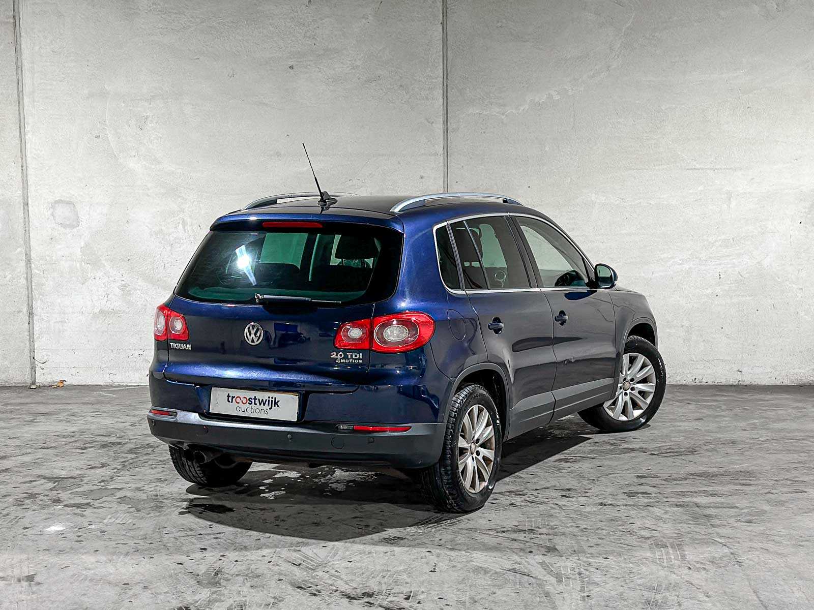 Volkswagen Tiguan 2.0 TDI Sport&&Style 4Motion 140pk 2011 (Origineel-NL), 74-PNH-9