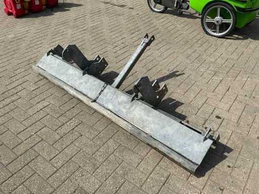 Egalisatiebalk manege