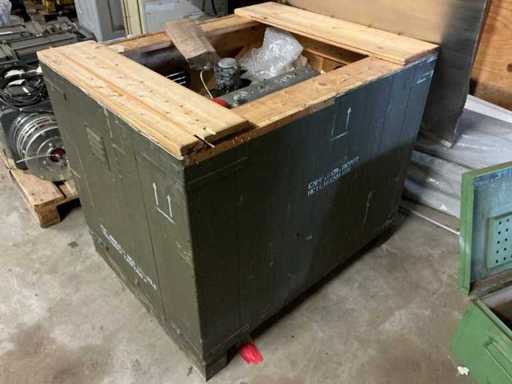 Benzinmotor unimog "6 Zylinder" (ungenutzt)