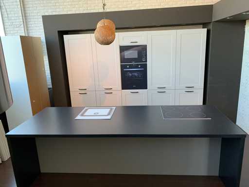 Eiland Keukenopstelling expo 41 beige in bouwpakket