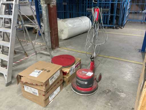 Cleanfix R44 180 Schrobmachine