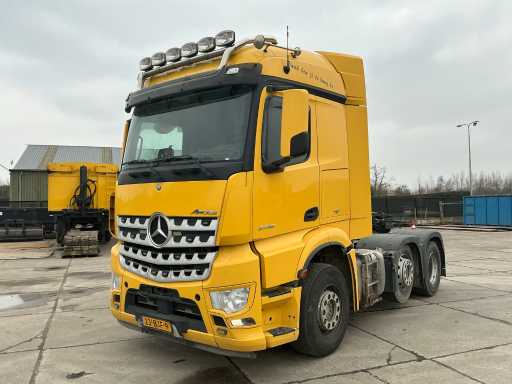 2017 Mercedes-Benz Arocs 2745 Ciężarówka