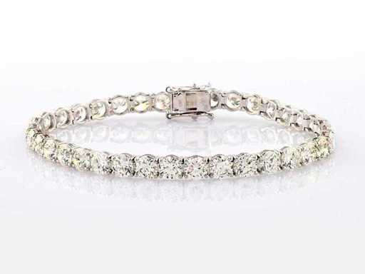 14 KT White Gold Bracelet With 14.80 Cts Lab Grown Diamond