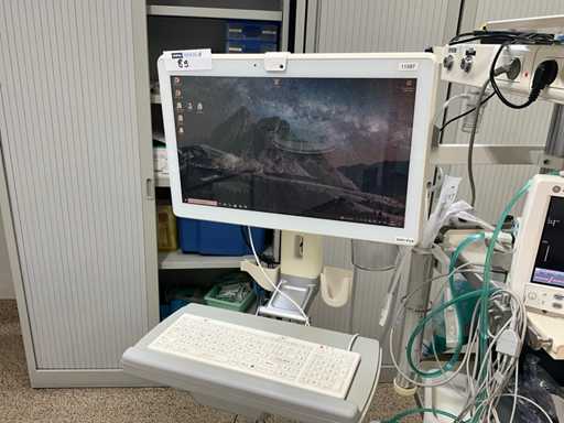 2017 IEI POC-W22A-H81 Medische paneel-pc