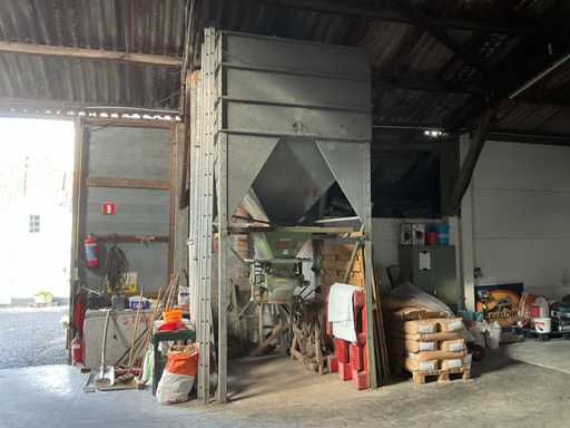 Chronos Voedersilo met weeg-doseerunit