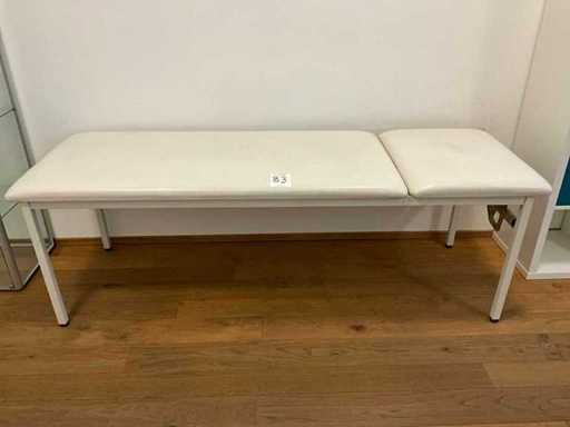 Pacienții se întind