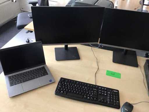 Dell latitude i7 incl monitors and accessories 
