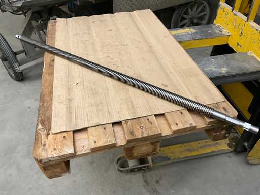 Șuruburi trapezoidale cu plumb