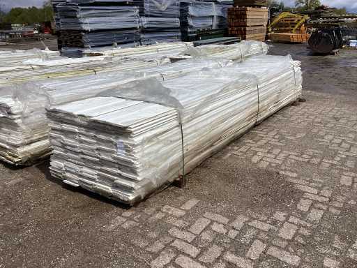 Sponningplank Vurenhout wit gegrond (120x)