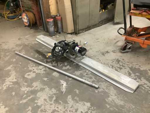 Lievers hal2005 Vibrating finishing machine