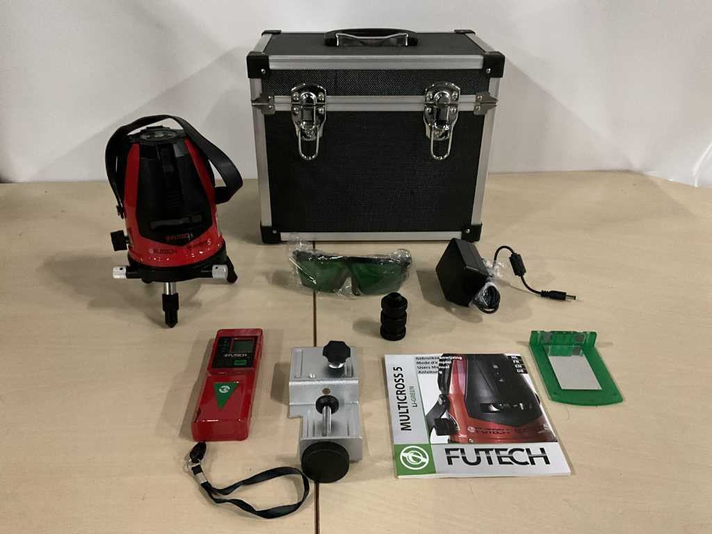 Laser liniowy Futech Multicross 5 LI-Green Cross z odbiornikiem ręcznym, baterią i walizką transportową