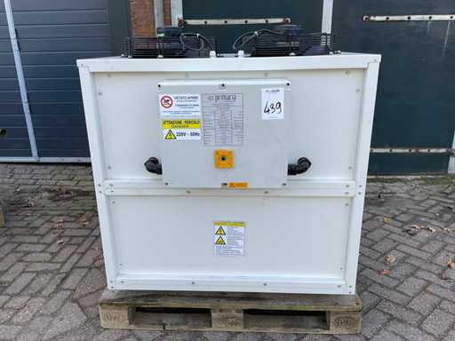 Primaria RT100 PÉ Airco unit