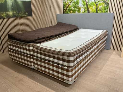 Hästens 2000T Bed | inc Bjx Topper | 160x210