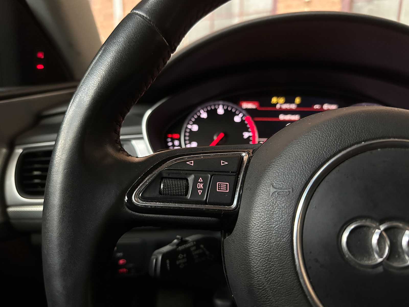 Audi A6 Limousine 2.0 TFSI Bns Edition 177pk 2013, 2-KHZ-82