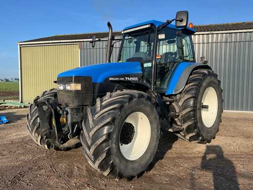 2002 New holland TM165 Tracteur agricole à traction intégrale