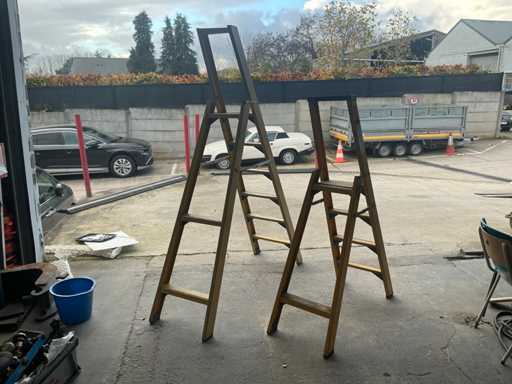 Ladders and stairs (2x)