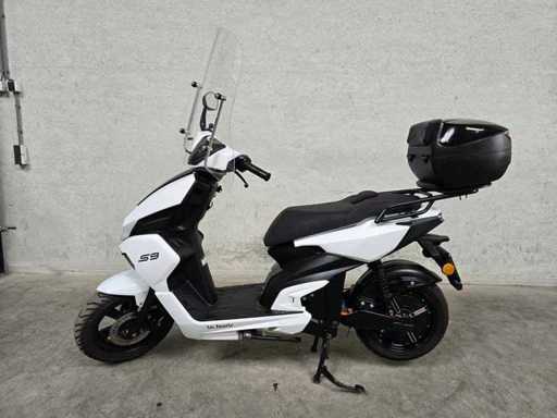 La Souris - Moped scooter - E-ID S9 - electric 45km version frl17s