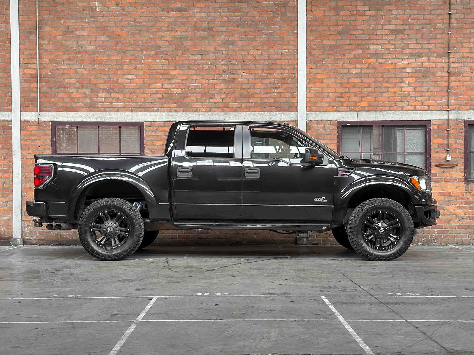 Ford Raptor F150 6.2 V8 416pk 2011, 2-VNH-93 