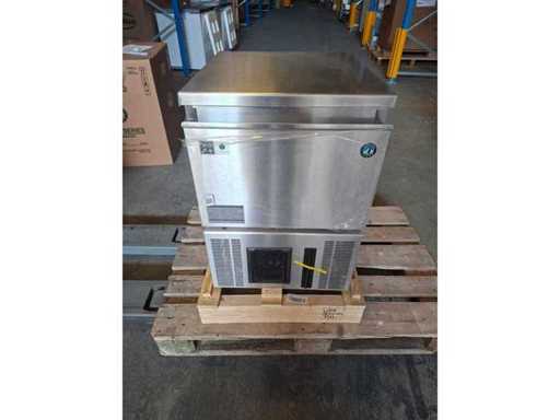 HOSHIZAKI - CM-50KE-HC Cubelet Ice Maker, Air-Cooled, 55 Kilograms per 24 Hours, Plug-in Ready to Plug